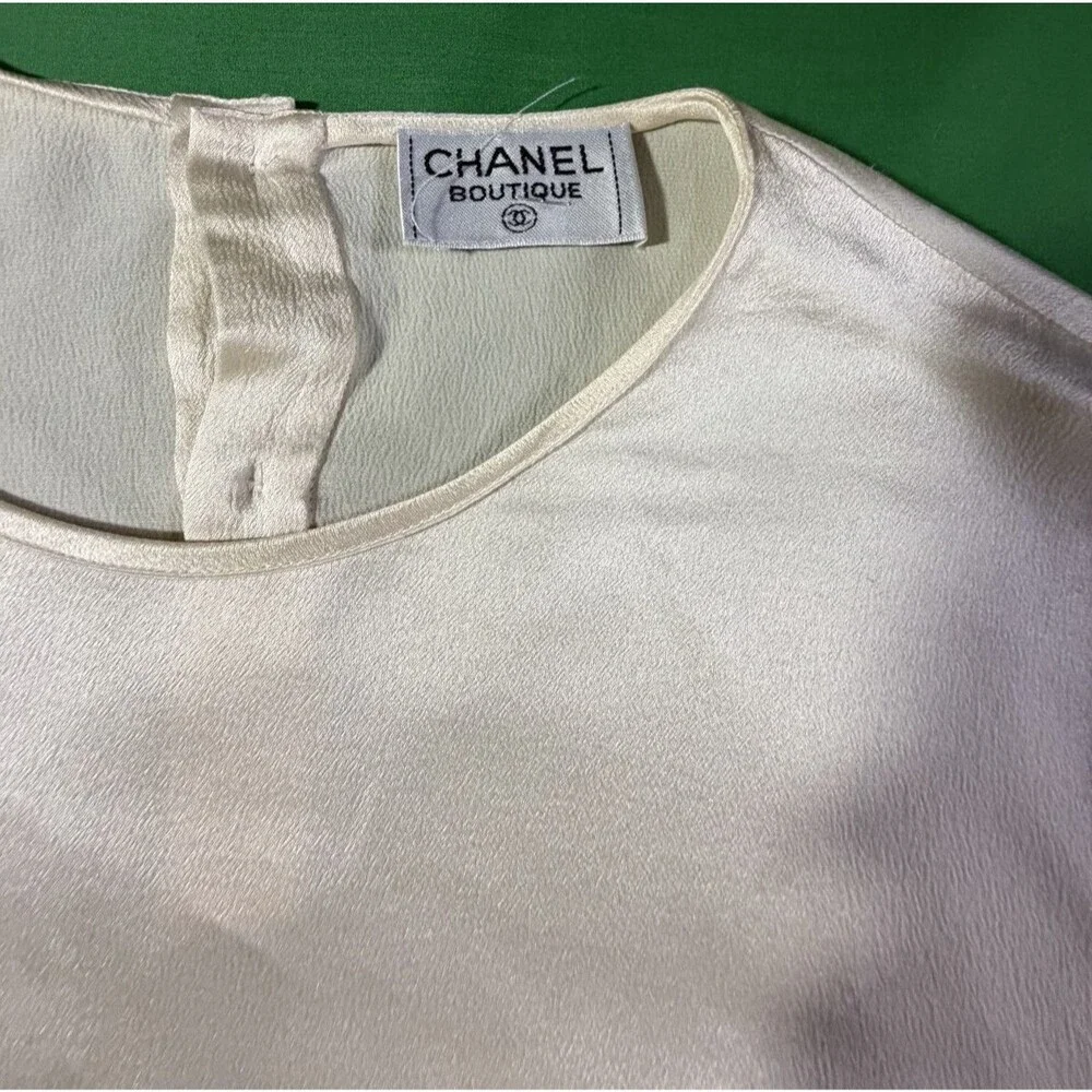 Chanel Cream Silk Scoop Neck Top 100% Silk Base Layer Women’s Size M